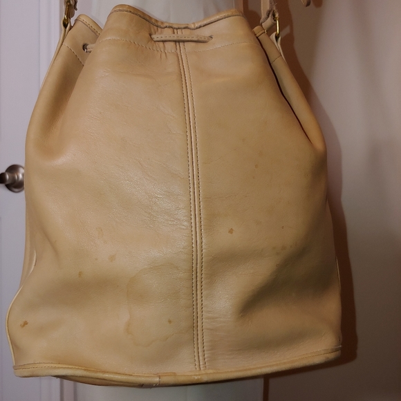 Coach vintage yellow/tan leather drawstring bucket bag 272-9933 - Picture 11 of 13
